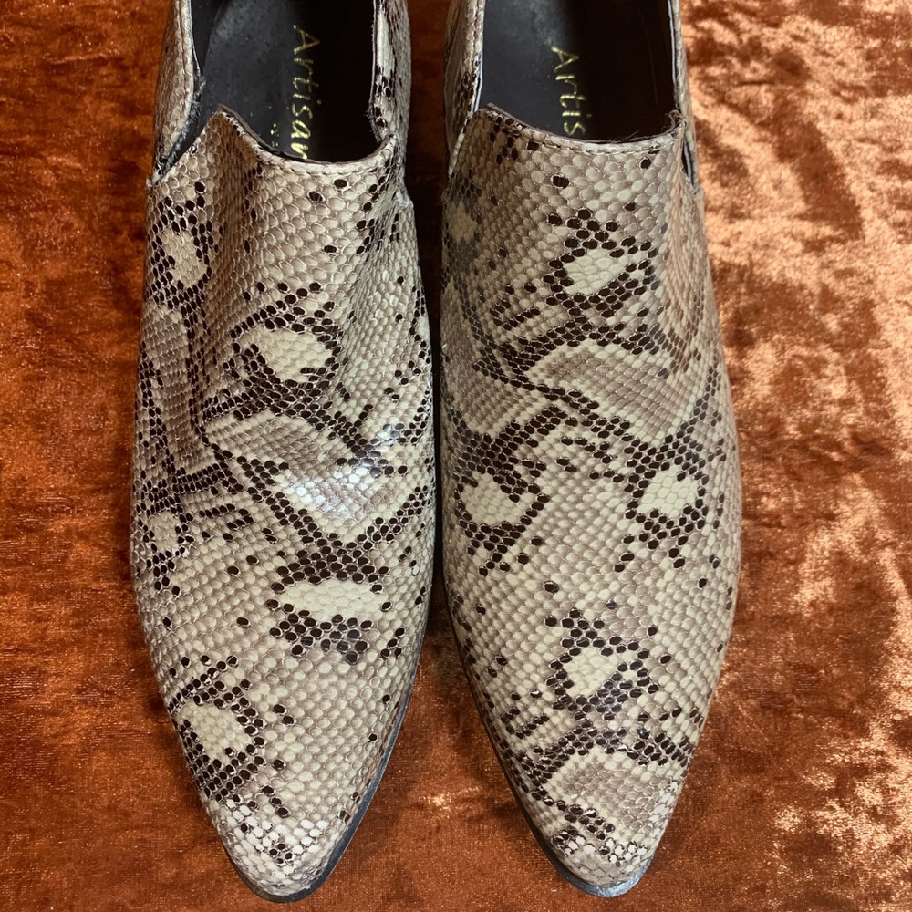 NWT Artisan by Zigi genuine leather snake print mini boots size 8.5